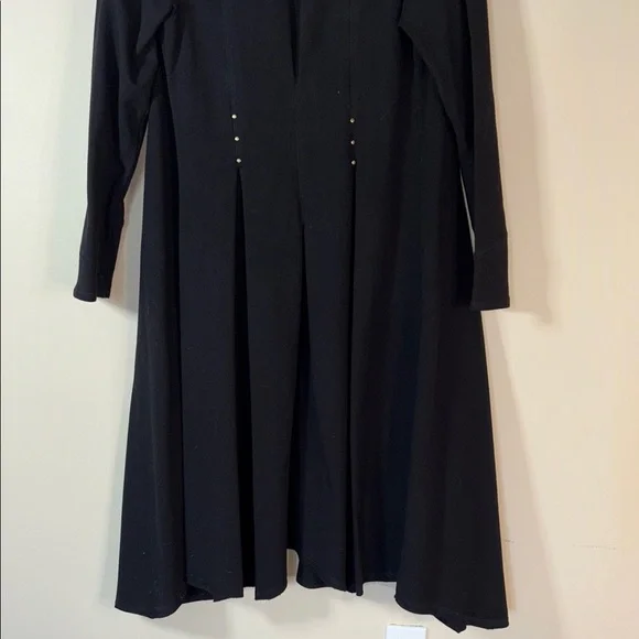 Elegant Black Long Coat - Picture 10 of 15